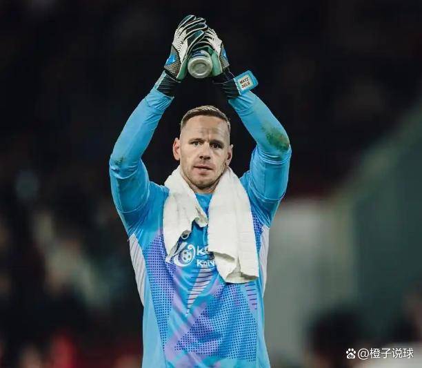 关于葡超集结日再迎强敌；莱比锡调整名单；主帅态度：媒体盛赞；身体对抗强度拉满的信息