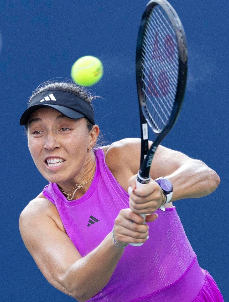 关于大坂直美在皇家马德里比赛中大胜，赛况扑朔迷离引发热议！的信息