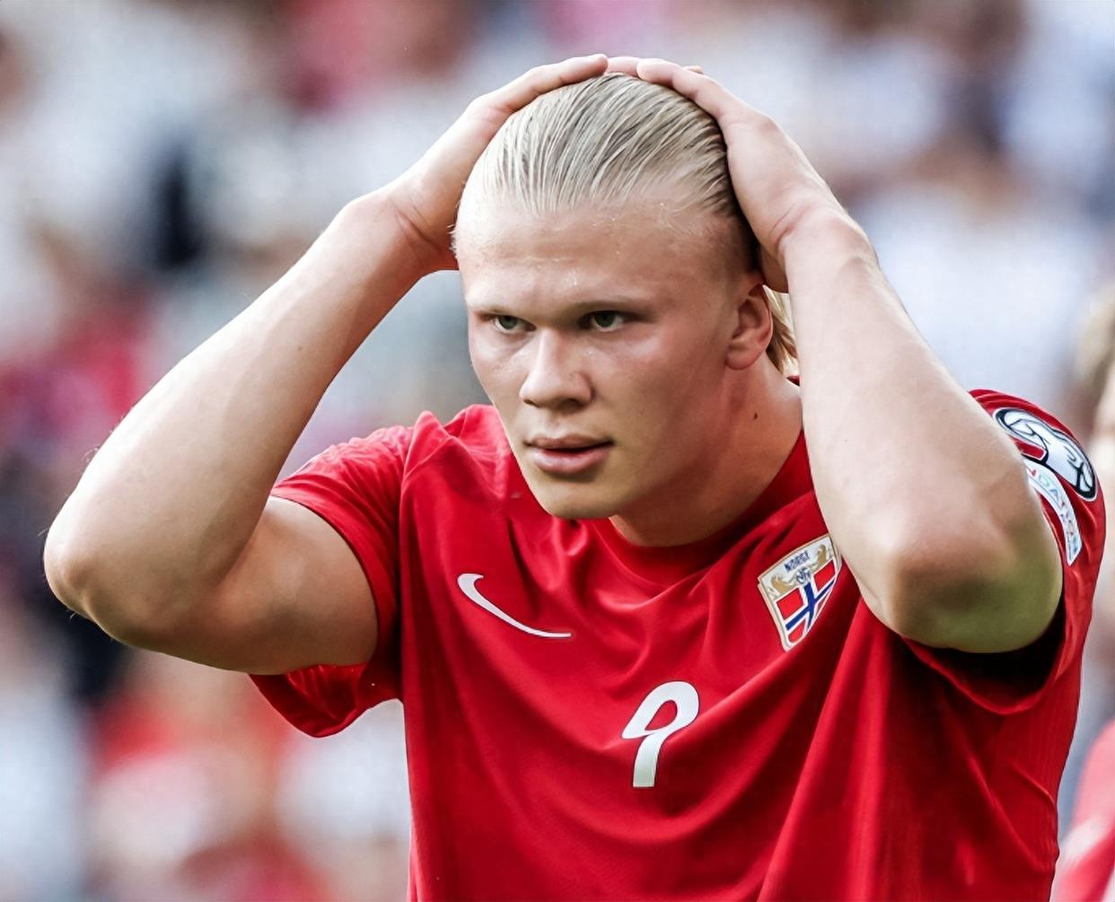 AYX-哈兰德新星回归赛场表现惊艳，FPX未来可期！的简单介绍